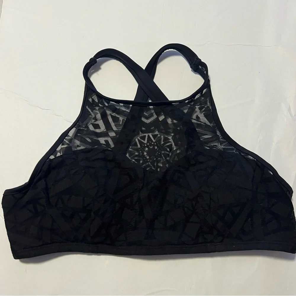 Xhilaration Geometric Women's Halter Bikini Top